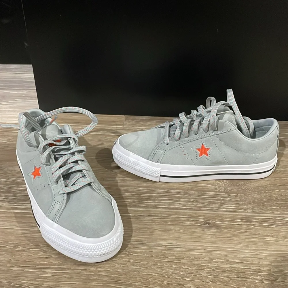 NEW Kids converse